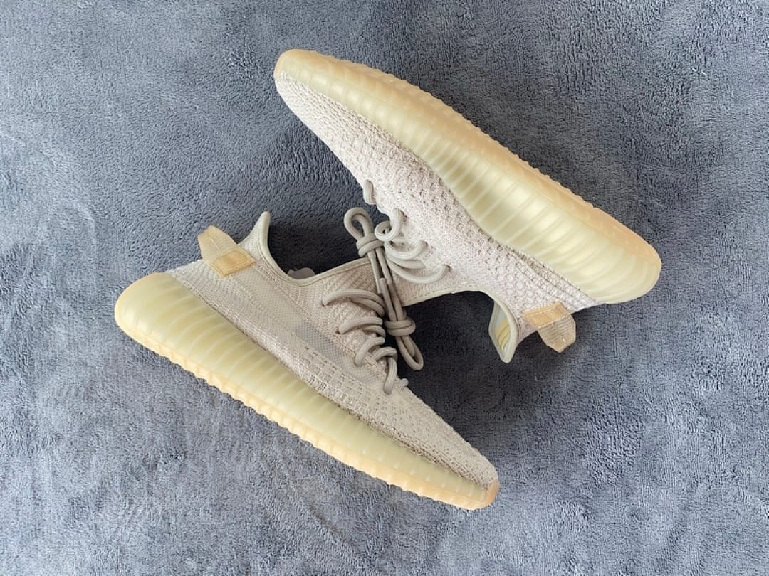 Yeezy Boost 350 V2 A8 Lundmark UV