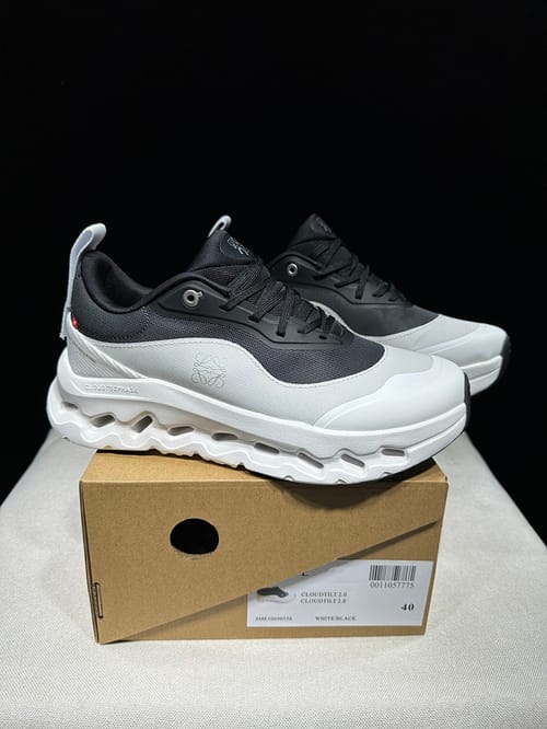 On × LOEWE Cloudtilt 2.0 ‘White Black’