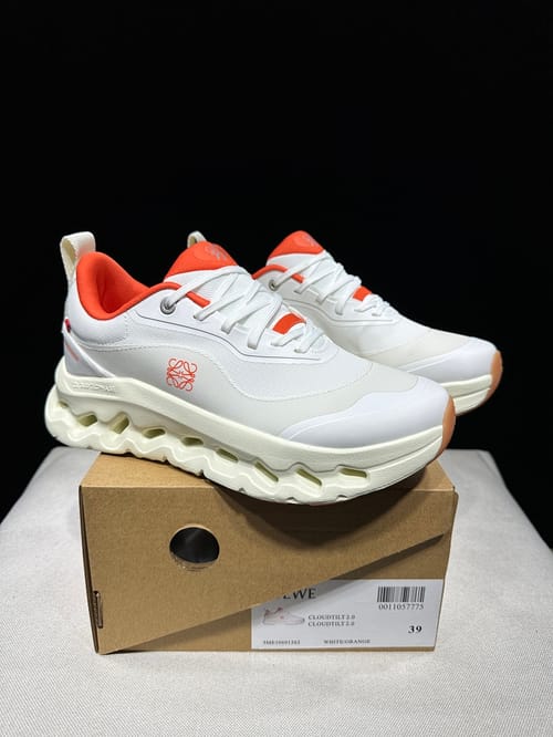 On × LOEWE Cloudtilt 2.0 ‘White Orange’