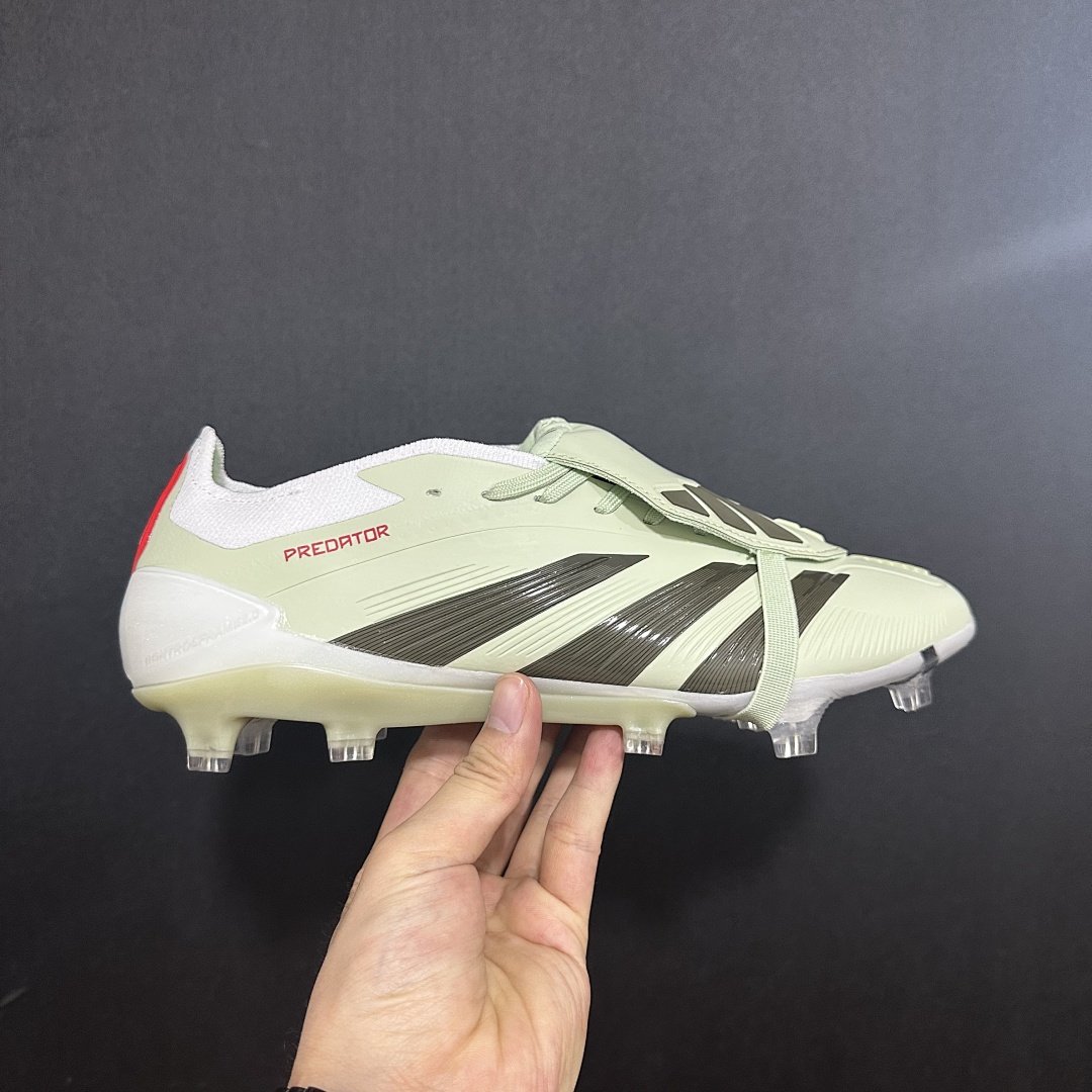 Adidas Predator 30th V44 FG
