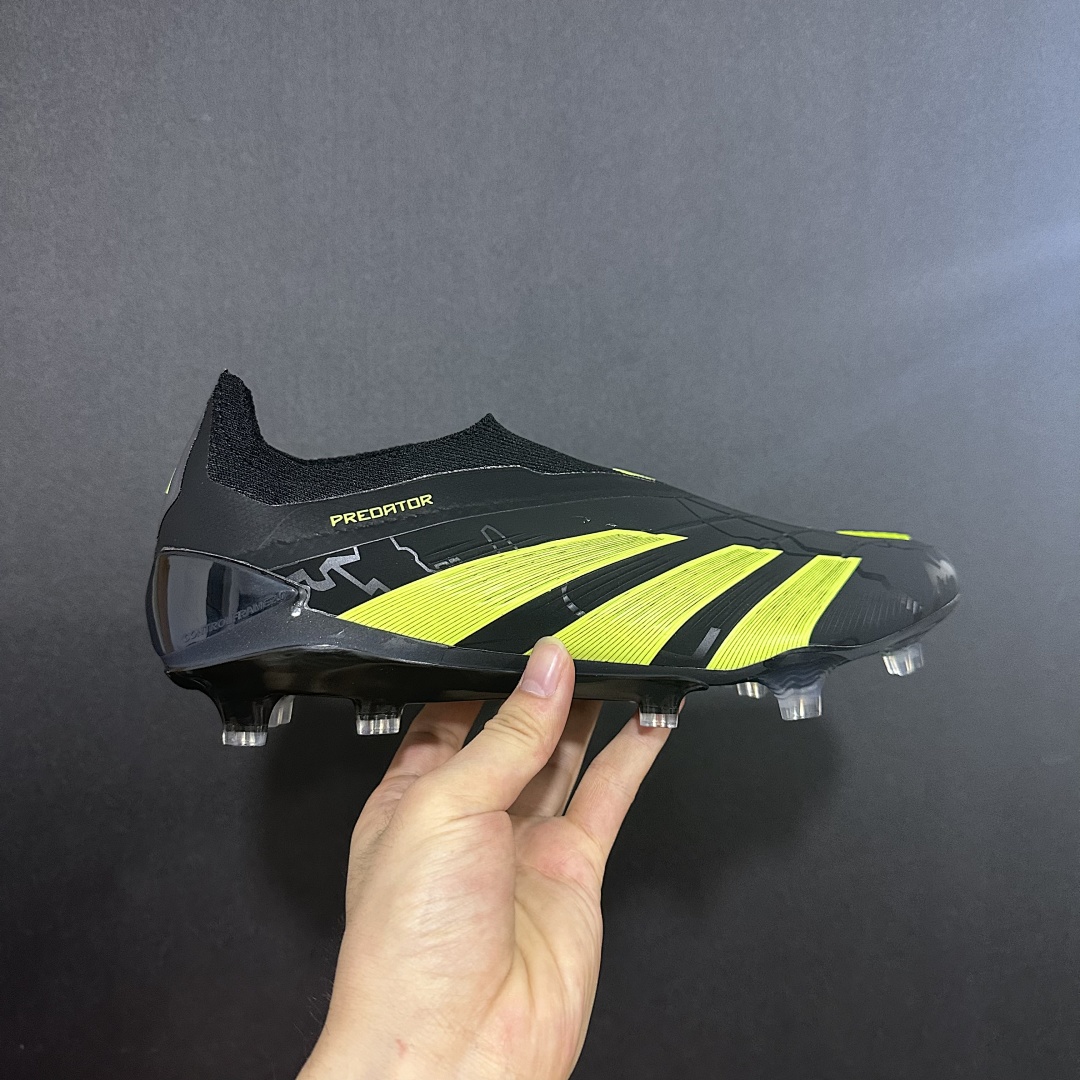 Adidas Predator 24 V6 FG