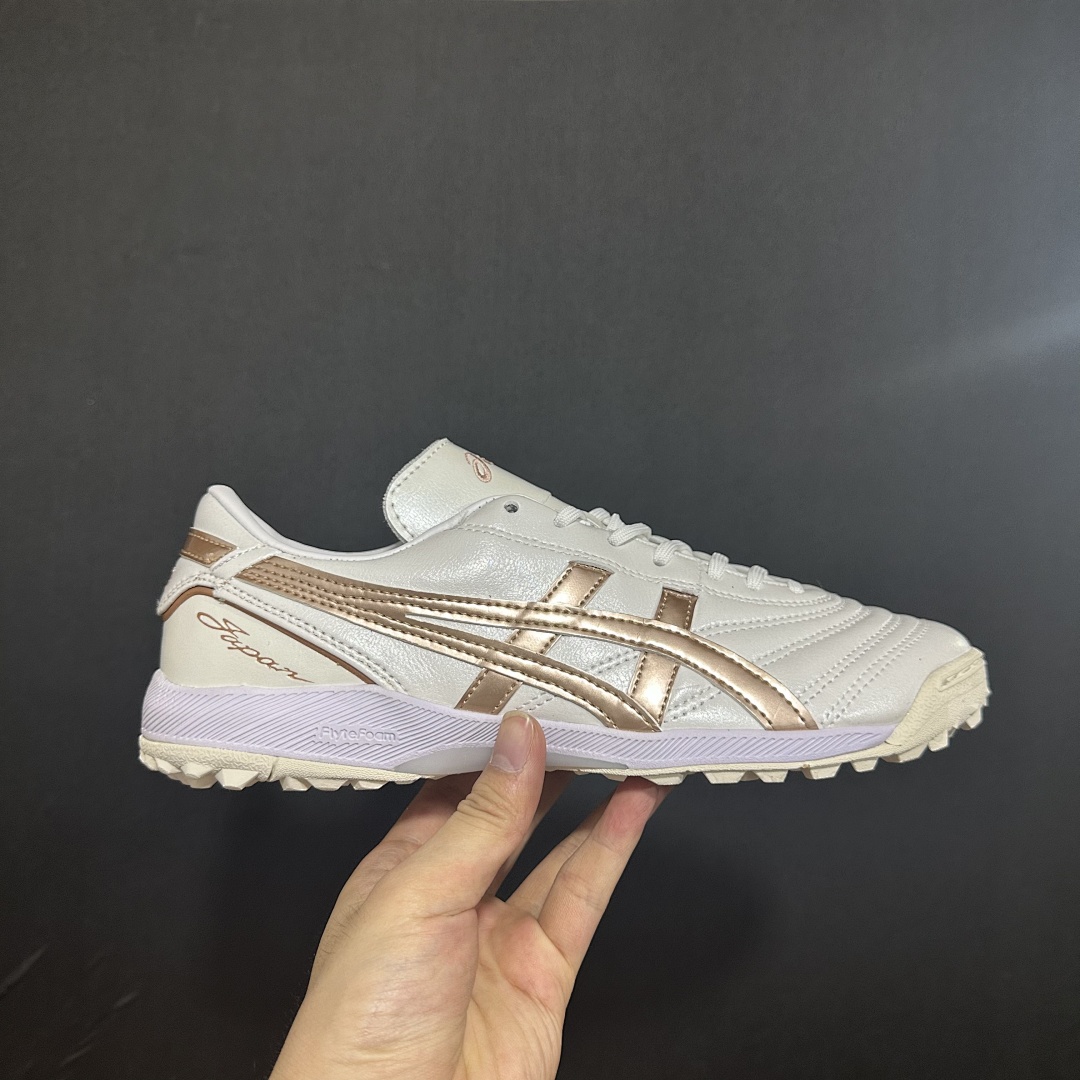 Asics Football Boot V12 TF