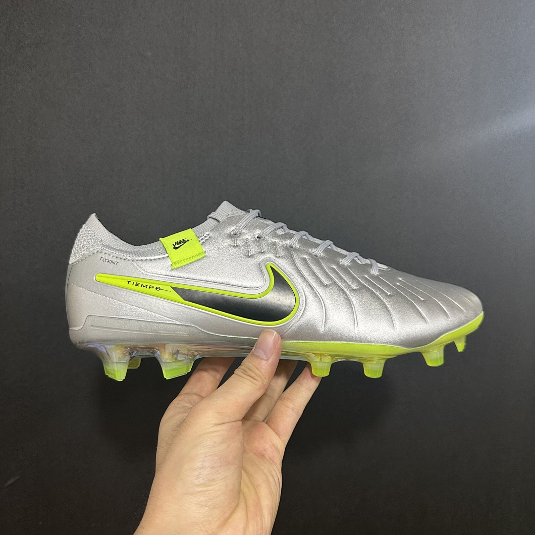 Nike Tiempo Legend 10 V24 FG