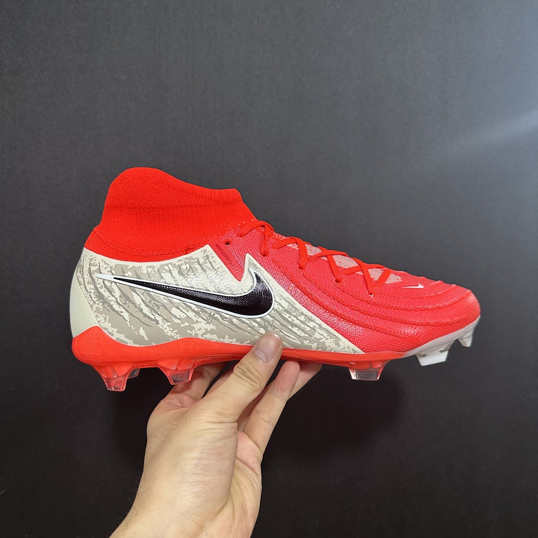 Nike Phantom GX 2 V12 FG