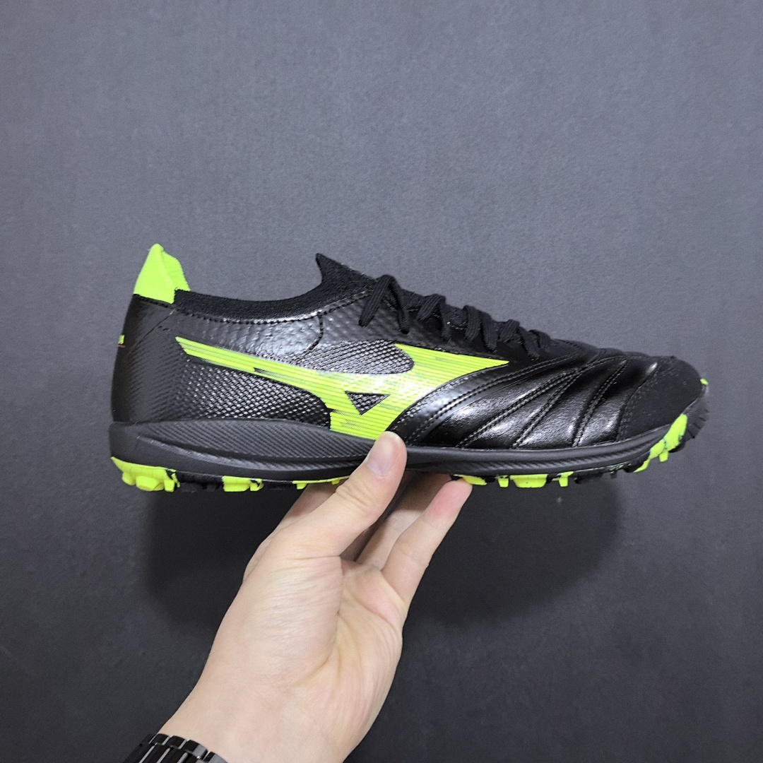 Mizuno Football Boot V8 TF