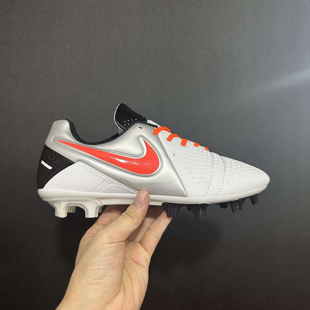 Nike CTR360 V1 FG