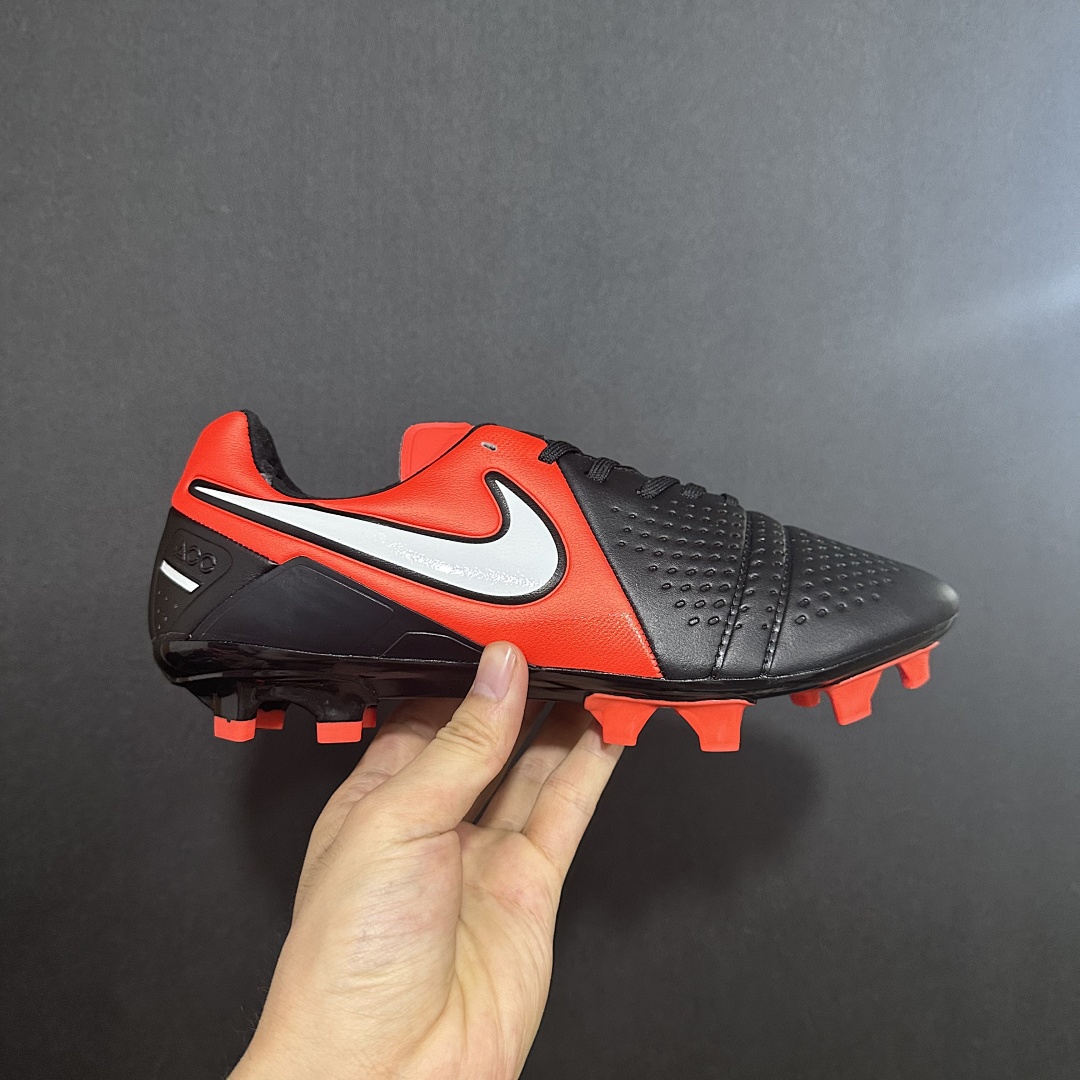 Nike CTR360 V9 FG