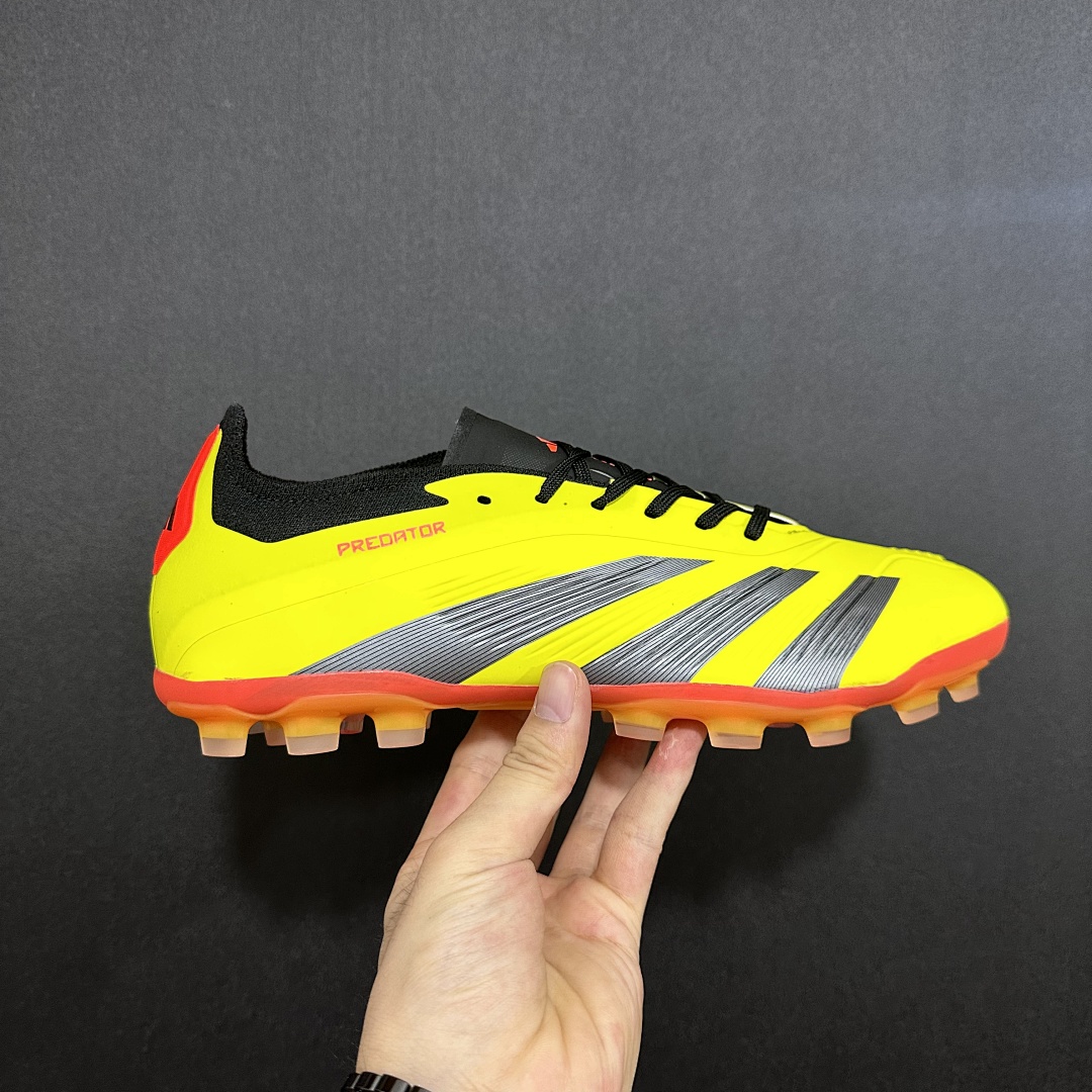 Adidas Predator 24 V4 AG