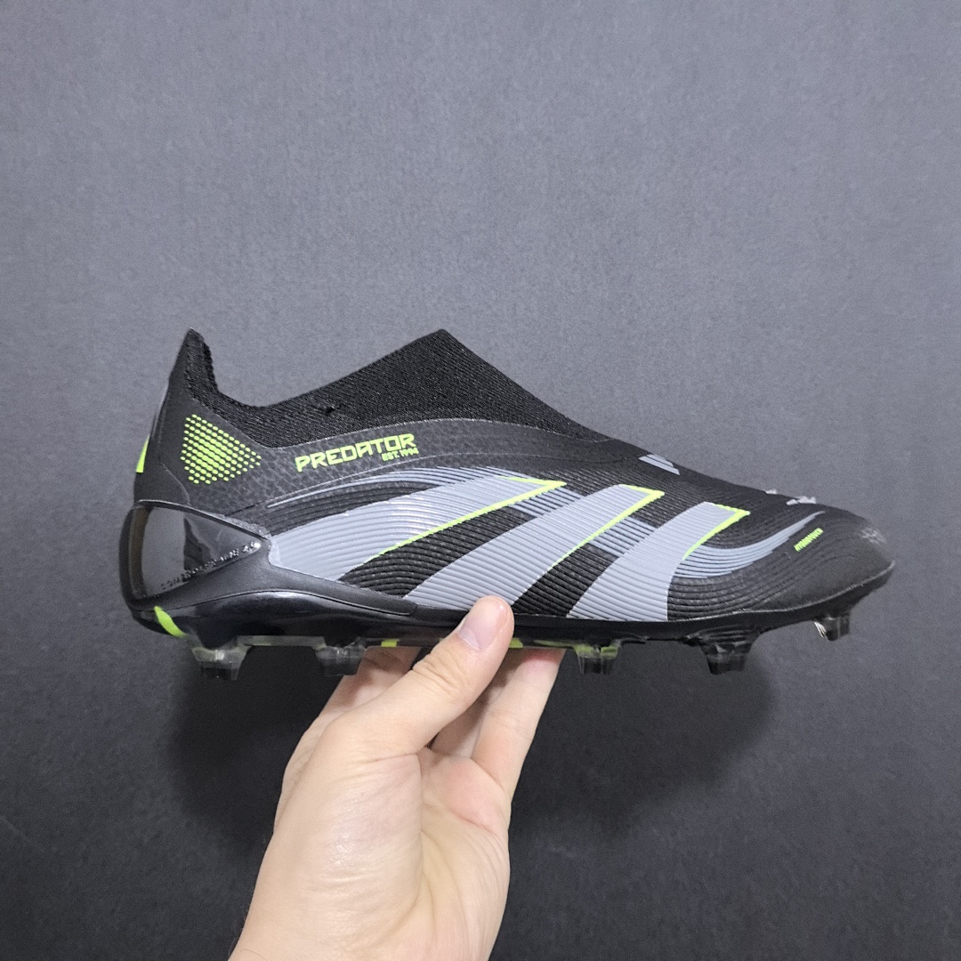 Adidas Predator 25 V12 FG