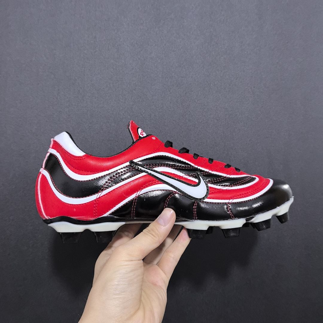 R9 Football Boot V6 FG