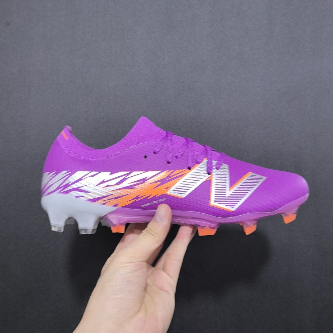 New Balance Football Boot V7 FG