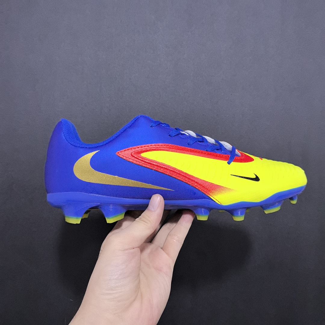 Nike Phantom GX 3 V4 FG