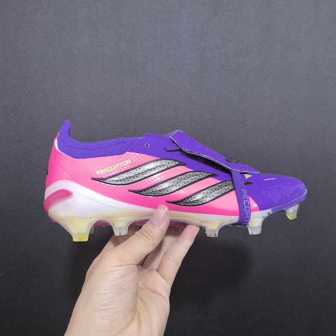 Adidas Predator 26 V6 FG