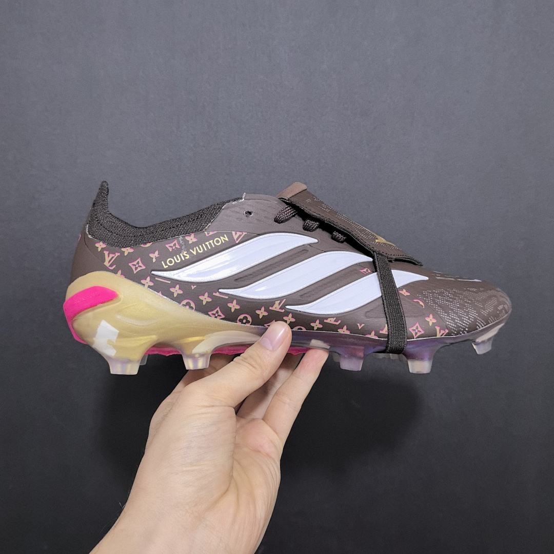 Adidas Predator 26 V14 FG