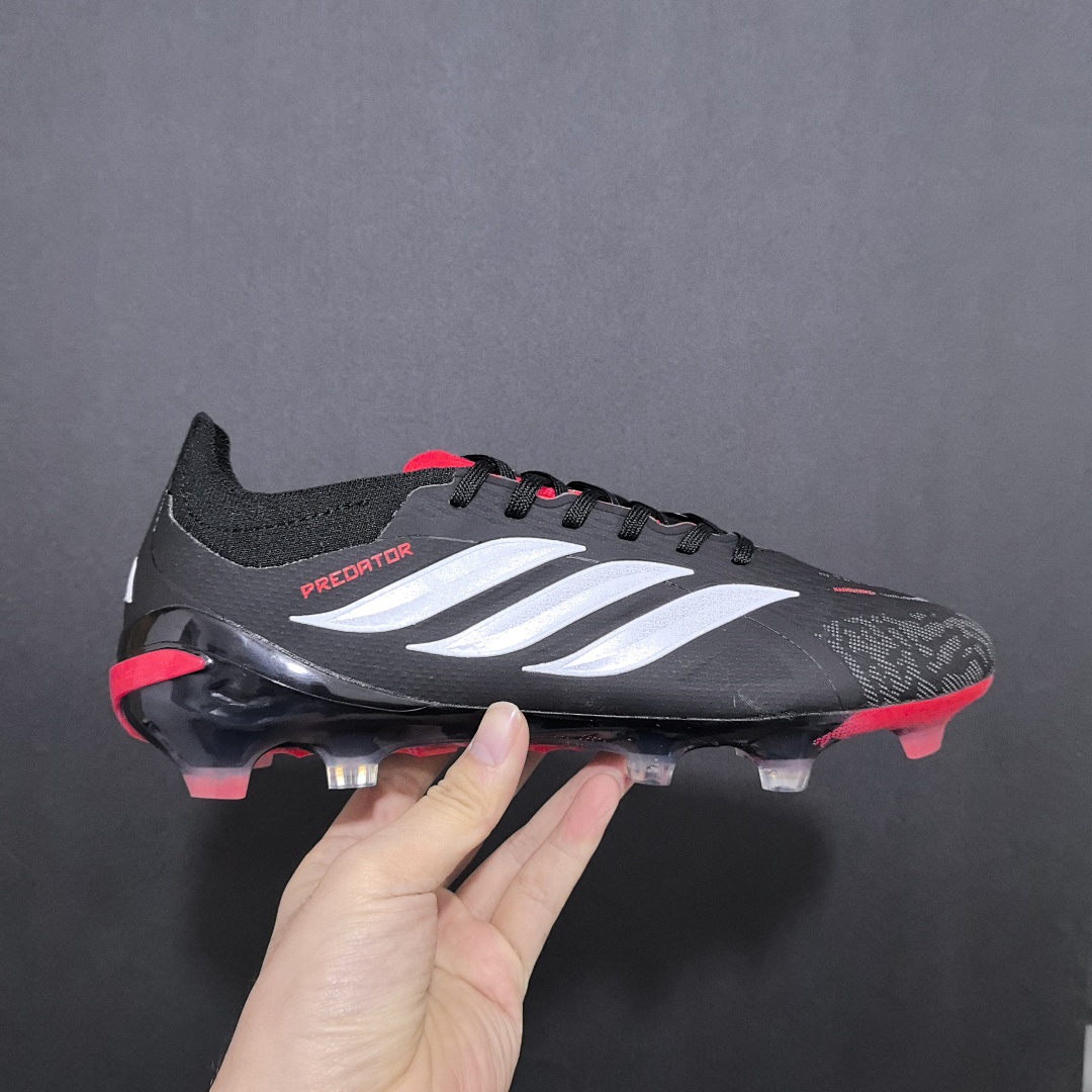 Adidas Predator 26 V9 FG