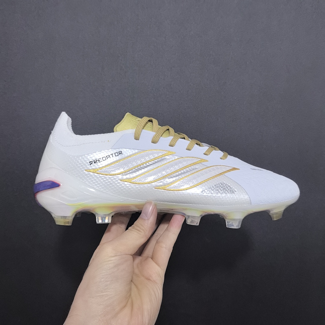 Adidas Predator 26 V11 FG