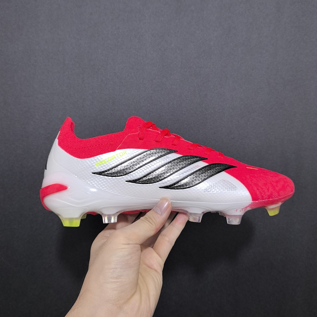 Adidas Predator 26 V13 FG
