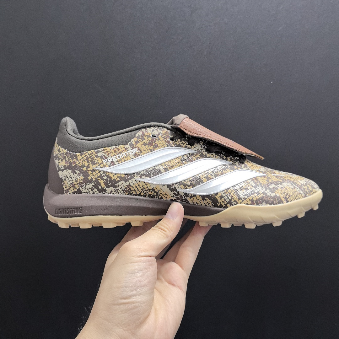 Adidas Predator 26 V1 TF
