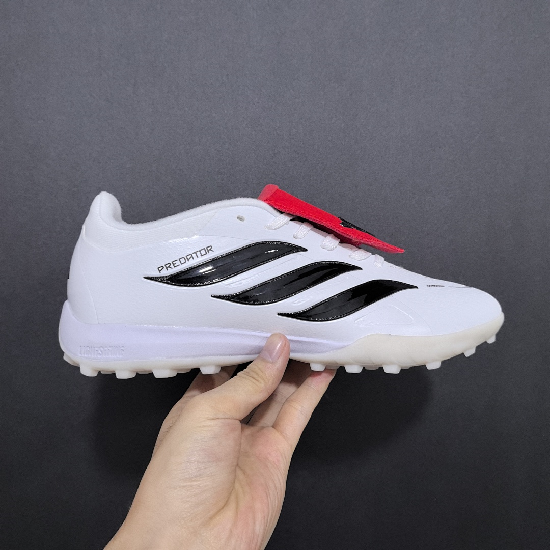 Adidas Predator 26 V13 TF