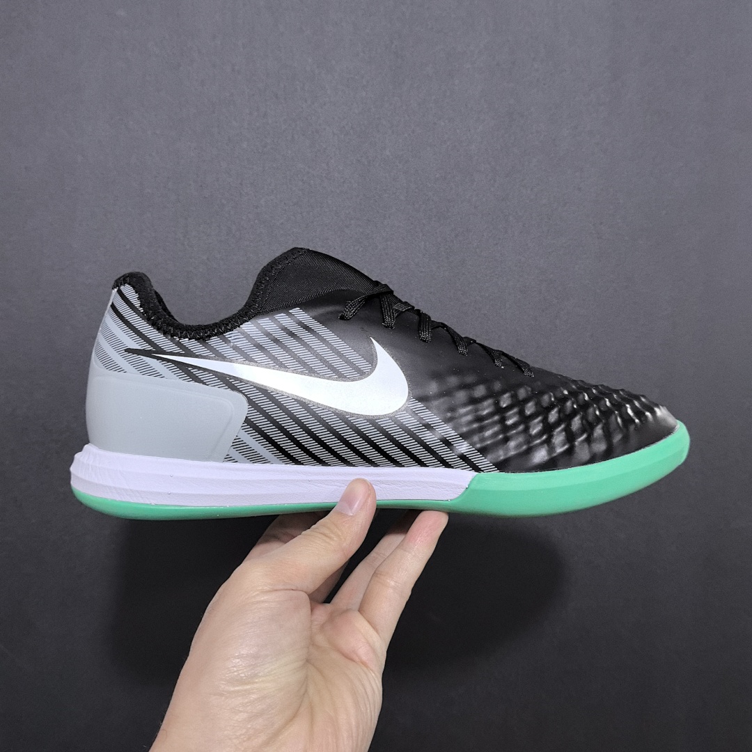Nike Phantom GX 2 V1 IC